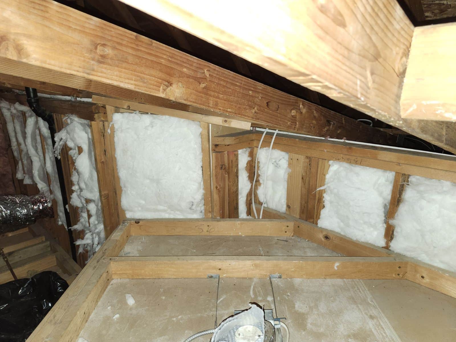 fiberglass attic insulation